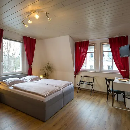 Am Park - Otel Merseburg